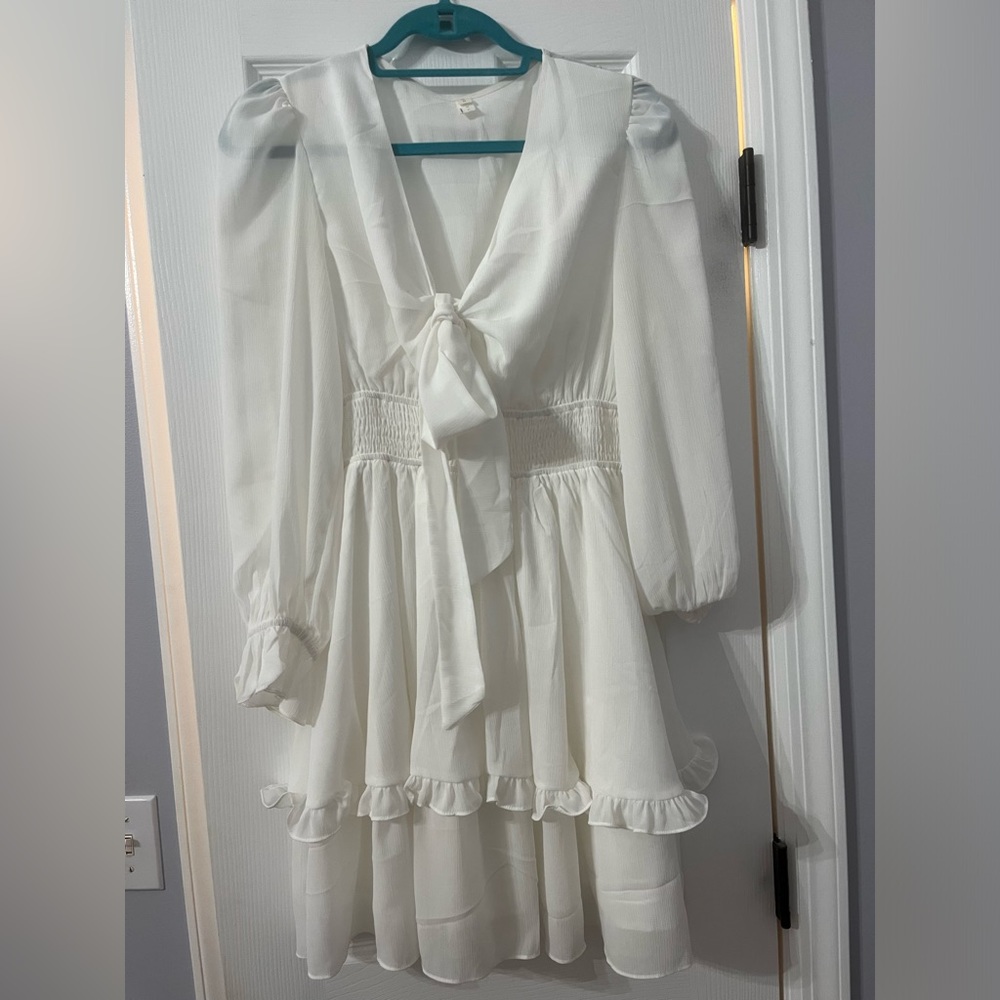 Medium White Long Sleeve Dress